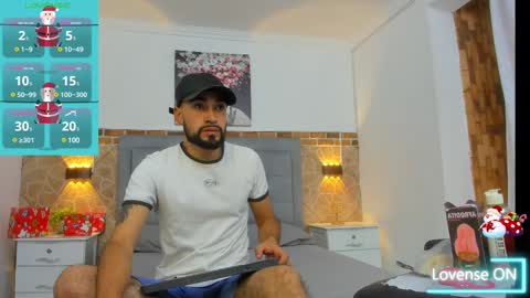 chris_kizz online show from December 27, 3:31 am