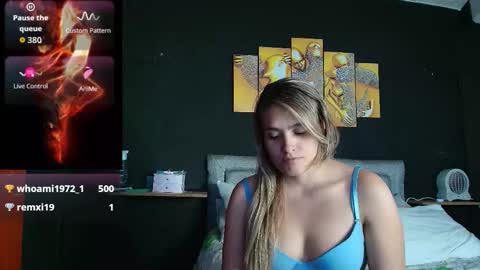 Snapshot of chris_sharon2023 chatting on December 15, 9:41 pm Yarixa online show from December 15, 9:41 pm