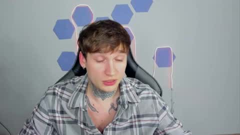 Chris Tyson online show from December 4, 5:22 pm