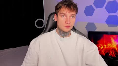 Chris Tyson online show from October 6, 10:12 am