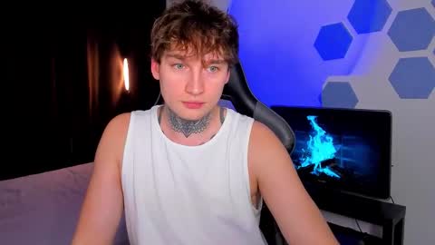 Chris Tyson online show from November 23, 8:30 pm