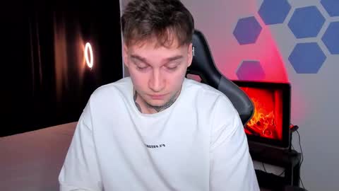 Chris Tyson online show from November 27, 6:37 am