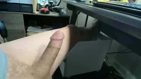 chriscock18103 online show from November 4, 9:47 pm