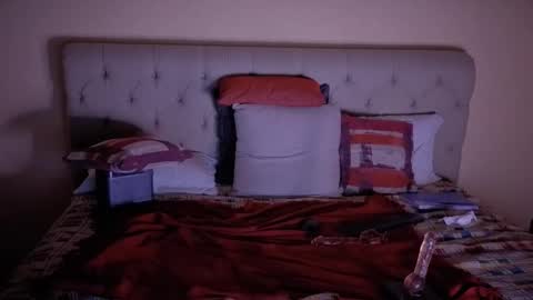 Horny Latino in Chile online show from October 14, 6:25 am