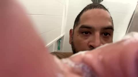 Snapshot of chrisr4203 chatting on December 19, 1:12 am chrisr4203 online show from December 19, 1:12 am