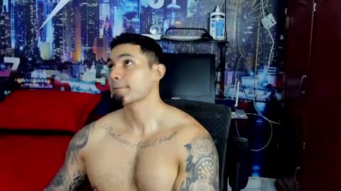 Chriss Stewart online show from May 5, 2:08 am