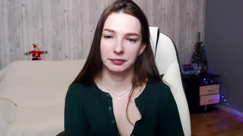 Snapshot of chrisssstaylor chatting on January 9, 12:19 pm Christi online show from January 9, 12:19 pm