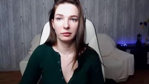 Snapshot of chrisssstaylor chatting on March 4, 12:33 pm Christi online show from March 4, 12:33 pm