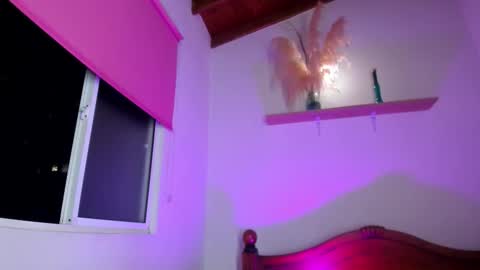 Snapshot of chrisstianford chatting on November 10, 3:38 am Hi dont forguet to follow me online show from November 10, 3:38 am