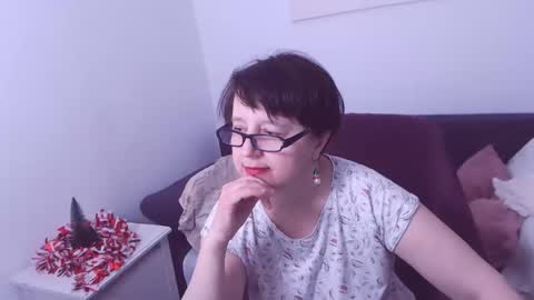 Snapshot of christarose chatting on December 27, 9:43 pm Christa online show from December 27, 9:43 pm