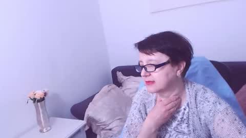 Snapshot of christarose chatting on January 19, 8:41 pm Christa online show from January 19, 8:41 pm