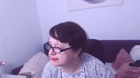 Snapshot of christarose chatting on February 2, 5:53 am Christa online show from February 2, 5:53 am