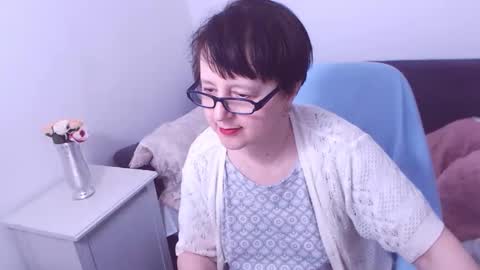 Snapshot of christarose chatting on February 14, 7:07 am Christa online show from February 14, 7:07 am