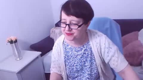 Snapshot of christarose chatting on March 2, 7:23 pm Christa online show from March 2, 7:23 pm