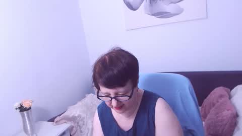 Snapshot of christarose chatting on September 12, 1:38 am Christa online show from September 12, 1:38 am