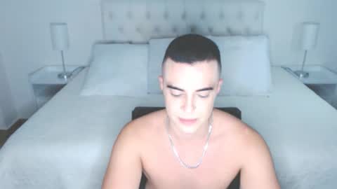 Snapshot of christiandiorx chatting on November 26, 4:57 am christiandiorx online show from November 26, 4:57 am