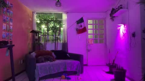 christianvalles online show from February 15, 4:03 am