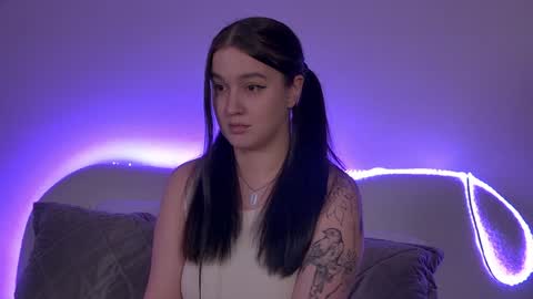Snapshot of christinamilton chatting on February 7, 10:09 pm Christina online show from February 7, 10:09 pm