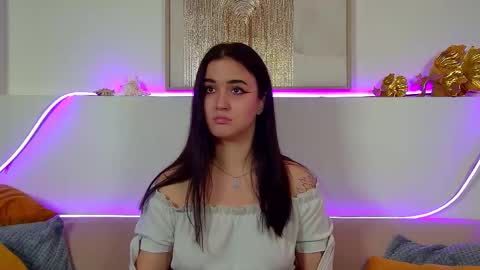 Snapshot of christinamilton chatting on September 23, 6:55 pm Christina online show from September 23, 6:55 pm