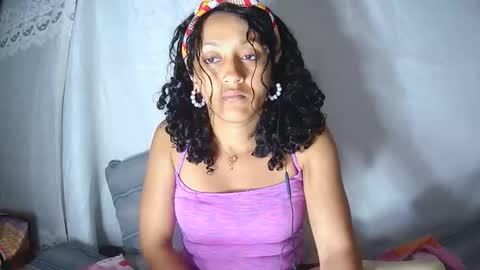 Snapshot of christine213 chatting on September 10, 6:02 am christine213 online show from September 10, 6:02 am