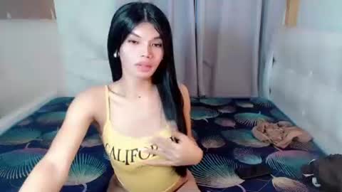 Snapshot of christine_slutt chatting on October 25, 5:08 pm STEFFY online show from October 25, 5:08 pm