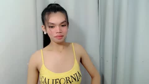 Snapshot of christine_slutt chatting on October 28, 1:53 am STEFFY online show from October 28, 1:53 am