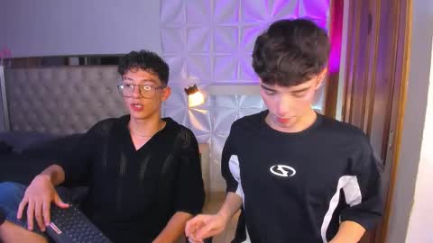 Chrisopher Hunter online show from February 11, 8:36 pm