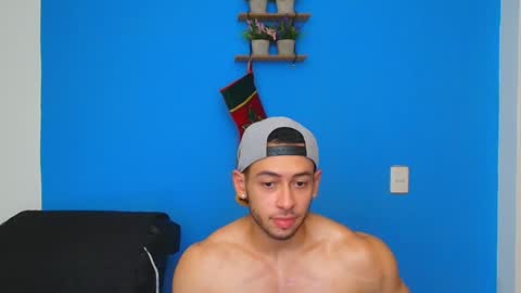 Christopher online show from December 29, 3:11 am