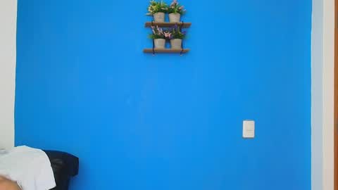 Christopher online show from February 17, 1:58 am