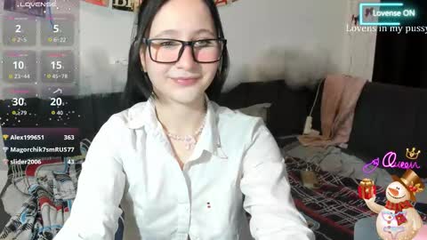 christyw3b online show from January 15, 6:44 pm