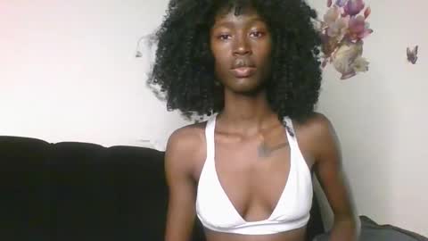 chroe22 online show from March 18, 7:00 am