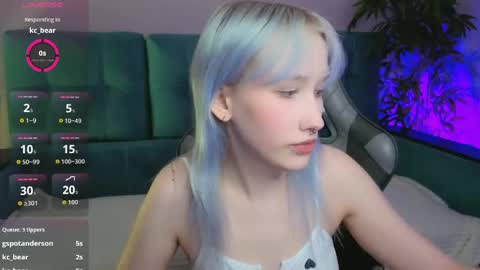 EvaBlonde TayaBrunette EliieBlack hair online show from April 19, 2:05 pm