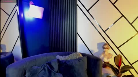 Snapshot of chrristopher77 chatting on October 7, 1:52 pm chrristopher77 online show from October 7, 1:52 pm