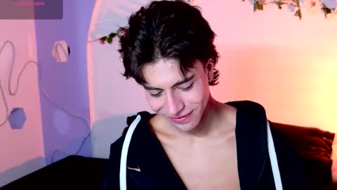 Snapshot of chrristopher77 chatting on November 29, 3:53 am chrristopher77 online show from November 29, 3:53 am