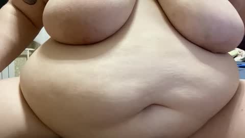 Kat online show from November 25, 2:39 pm