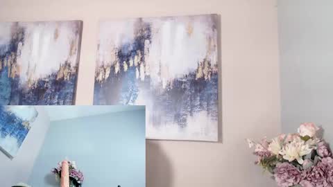 Snapshot of chubby_vaniie_ chatting on February 22, 12:38 am Vanesa online show from February 22, 12:38 am
