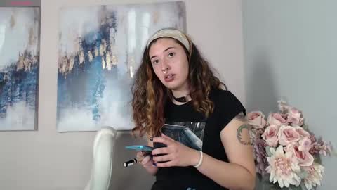 Snapshot of chubby_vaniie_ chatting on March 4, 7:01 pm Vanesa online show from March 4, 7:01 pm