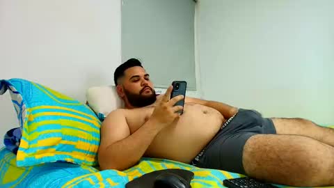 Snapshot of chubbycock_18 chatting on December 1, 4:12 pm ChubbyCock 18 online show from December 1, 4:12 pm