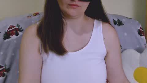 Snapshot of chubbymaia chatting on January 13, 2:42 pm Maia online show from January 13, 2:42 pm