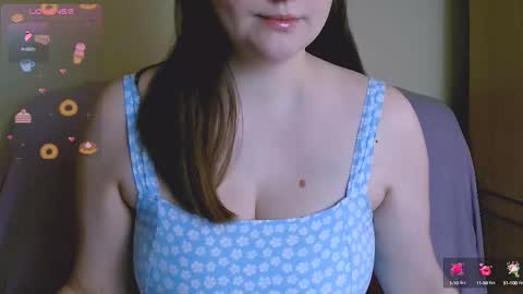 Snapshot of chubbymaia chatting on February 28, 9:15 am Maia online show from February 28, 9:15 am