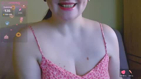 Snapshot of chubbymaia chatting on March 8, 12:09 pm Maia online show from March 8, 12:09 pm