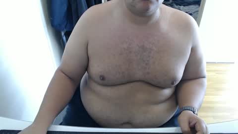 Snapshot of chubbyvix chatting on September 9, 6:29 pm AstorYvr online show from September 9, 6:29 pm