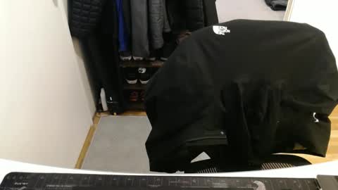 Snapshot of chubbyvix chatting on November 25, 2:00 am AstorYvr online show from November 25, 2:00 am