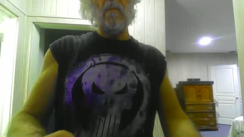 chuck354139 online show from December 31, 1:04 am