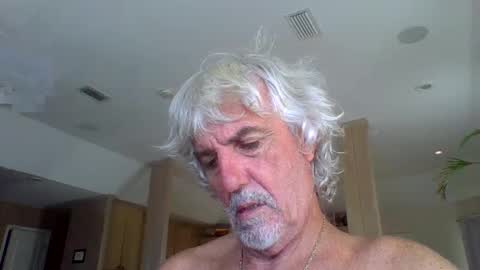 chuck354139 online show from September 30, 2:33 pm
