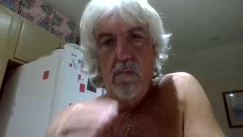 chuck354139 online show from October 16, 8:37 am