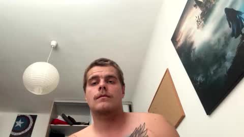 chuckyfor online show from October 27, 9:24 am