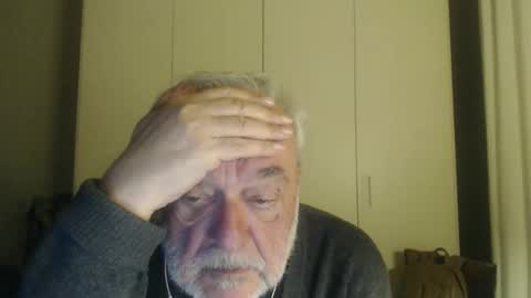 Snapshot of ciaoamoremio4 chatting on February 9, 2:17 am ciaoamoremio4 online show from February 9, 2:17 am