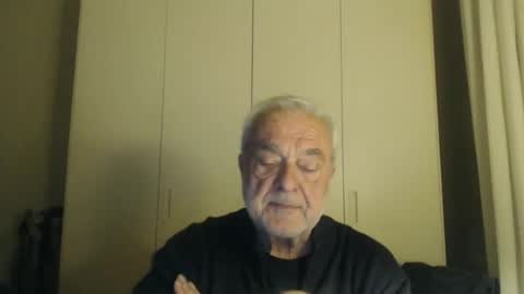 Snapshot of ciaoamoremio4 chatting on November 12, 8:19 pm ciaoamoremio4 online show from November 12, 8:19 pm