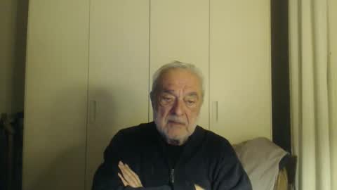 Snapshot of ciaoamoremio4 chatting on November 19, 2:11 am ciaoamoremio4 online show from November 19, 2:11 am